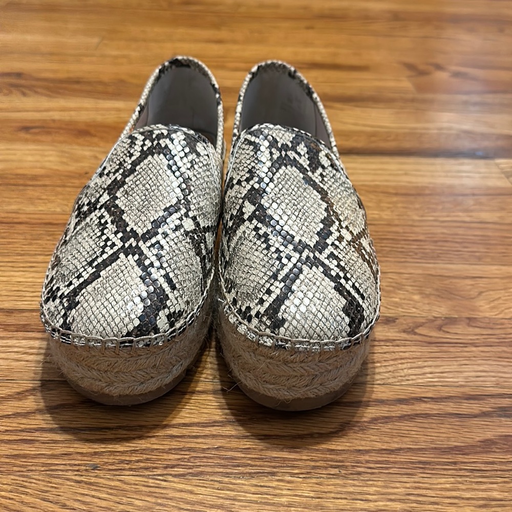 Circus by Sam Edelman platform espadrille flats.  Womens size 9